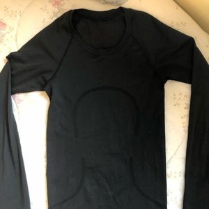 Lululemon long sleeve brand new